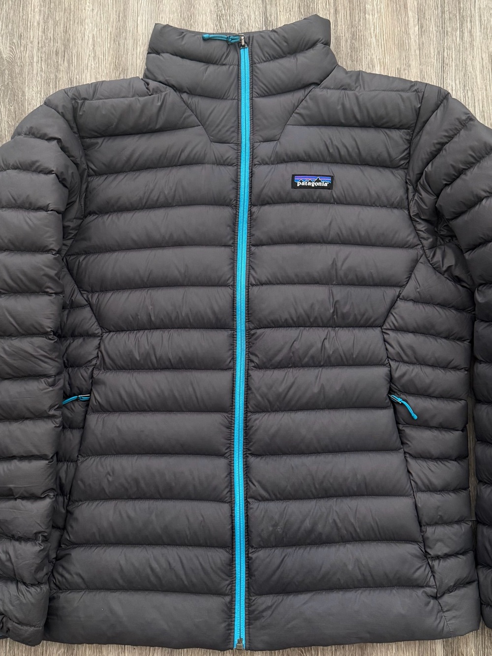 2025! Patagonia Down Sweater Puffer Jacket Mens Medium (Womens Large) Forge Grey